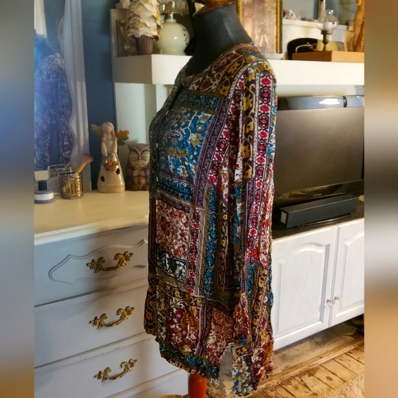 Plus size Boho blouse, button from, beautiful colors from jJill 1x - Picture 6 of 10
